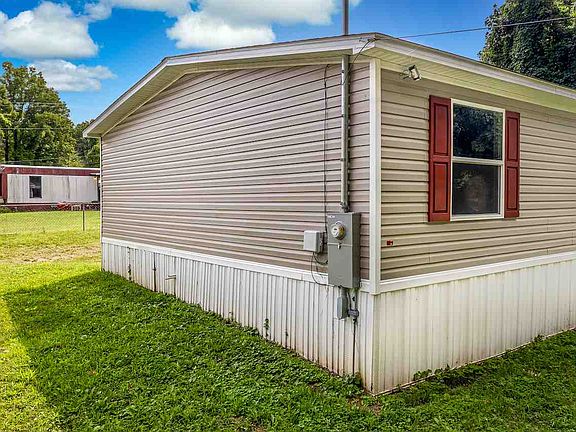 3rd image of 103 Renee Dr