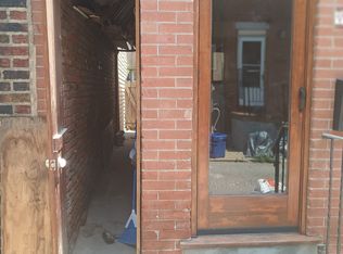 907 S Alder St, Philadelphia, PA 19147