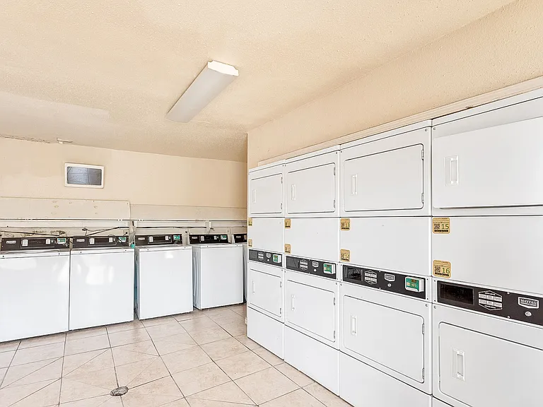 The Alora Apartments — Photo 41