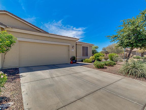 2nd image of 41921 W Ellington Ln
