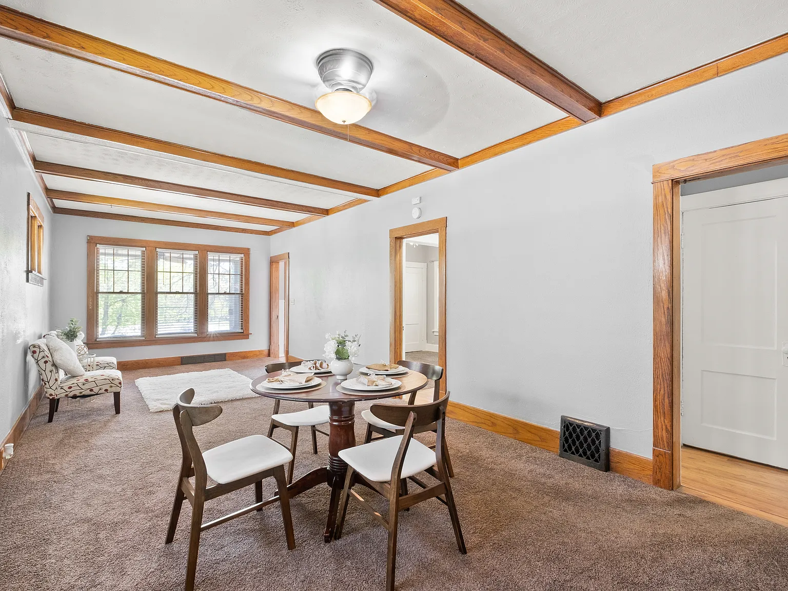 2 bed, 1500 sqft, $1,600 — Photo 3