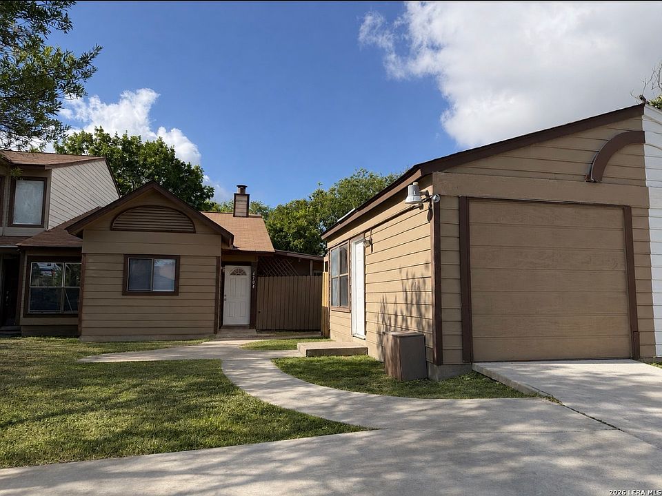 1st image of 6704 Hickory Springs Dr