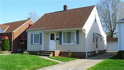 20570 Goller Ave photo 1