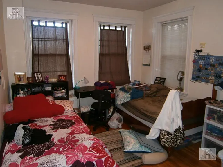 2002 Commonwealth Ave #17 — Photo 7