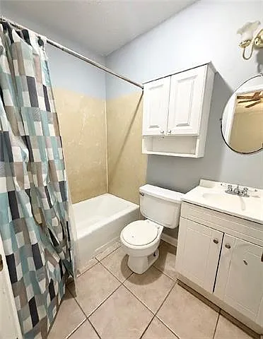 2010 Pelican St — Photo 10