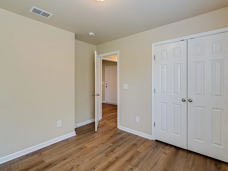2057 Red Jacket Trce — Photo 15