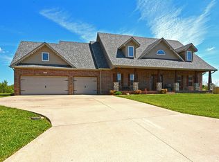 451 Columbine St, Rogersville, MO 65742