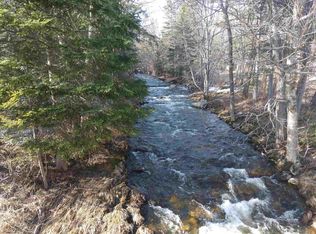 1658 Colebrook Rd, Errol, NH 03579