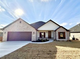 740 Powderhorn Cir, Van Buren, AR 72956