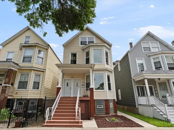 2735 N Ridgeway Ave, Chicago, IL 60647