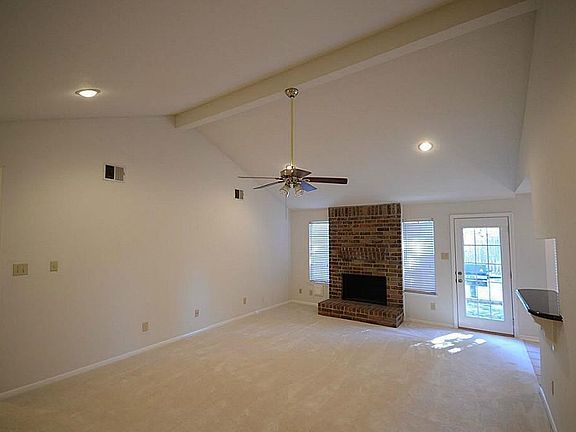 4th image of 18723 Clover Glen Ln