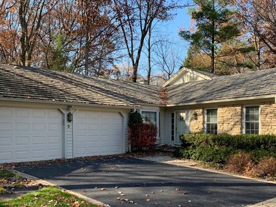 5 Court Of Fox River Valley, Lincolnshire, IL, 60069