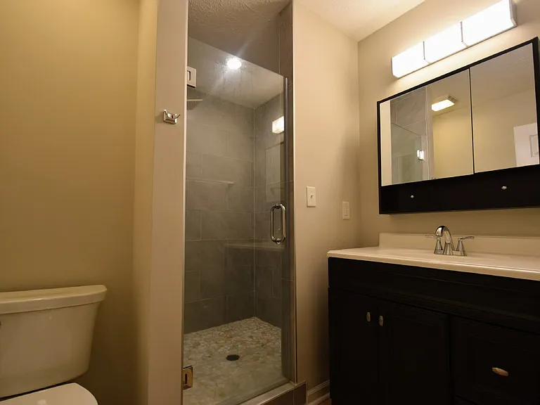 4408 Chesterbrook Dr — Photo 16