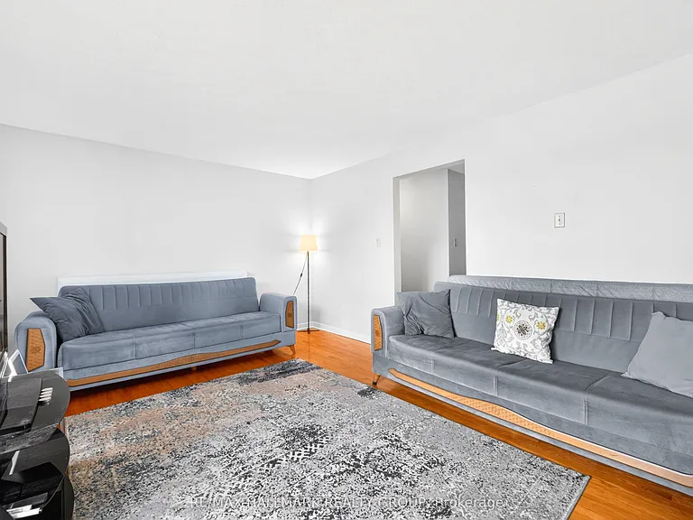 2636 Regina St #B — Photo 3