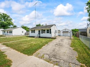 244 Pat Ln, Fairborn, OH 45324