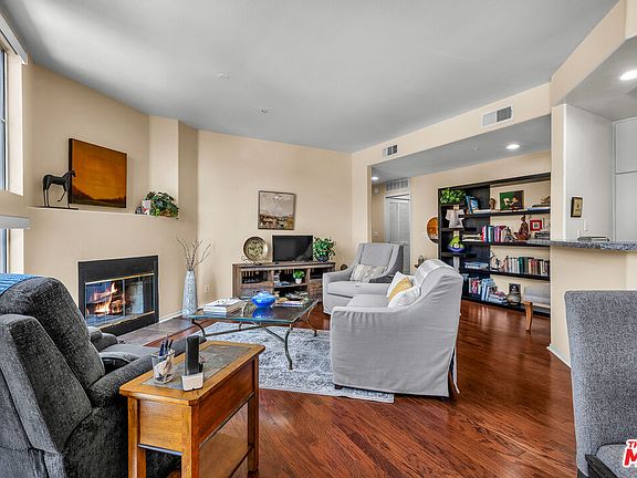 4th image of 3613 Glendon Ave APT 101