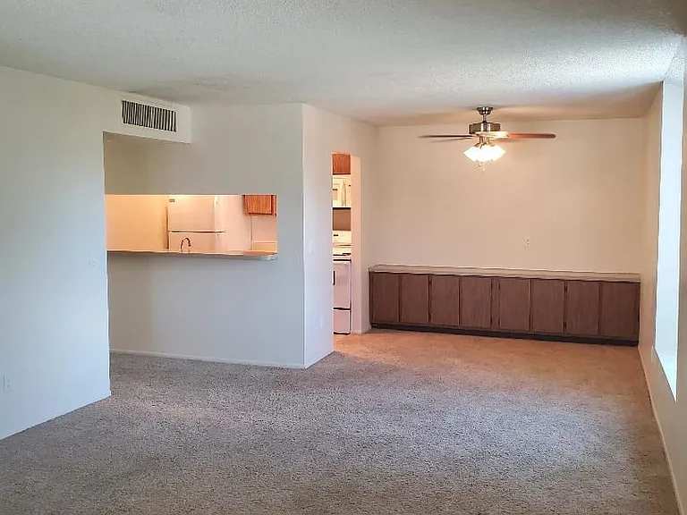 Sand Pebble Community *Renovated Units — Photo 105