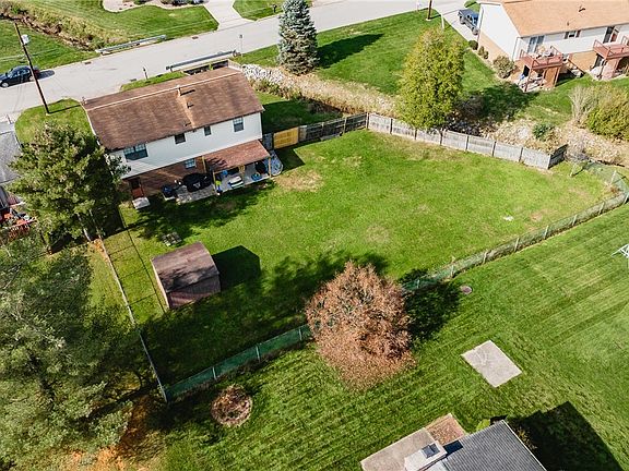 4th image of 2305 Mount Vernon Cir