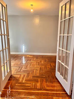 Rented by Space Real Estate | media 35