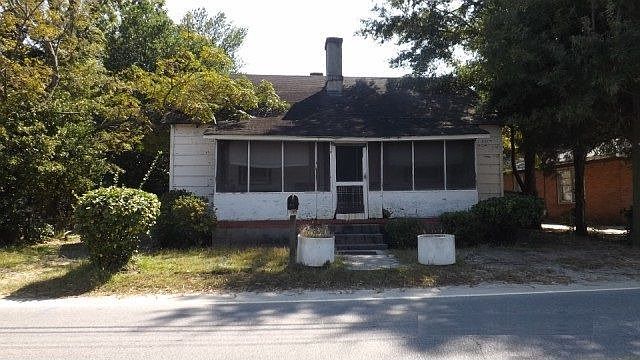1st image of 129 W Washington St
