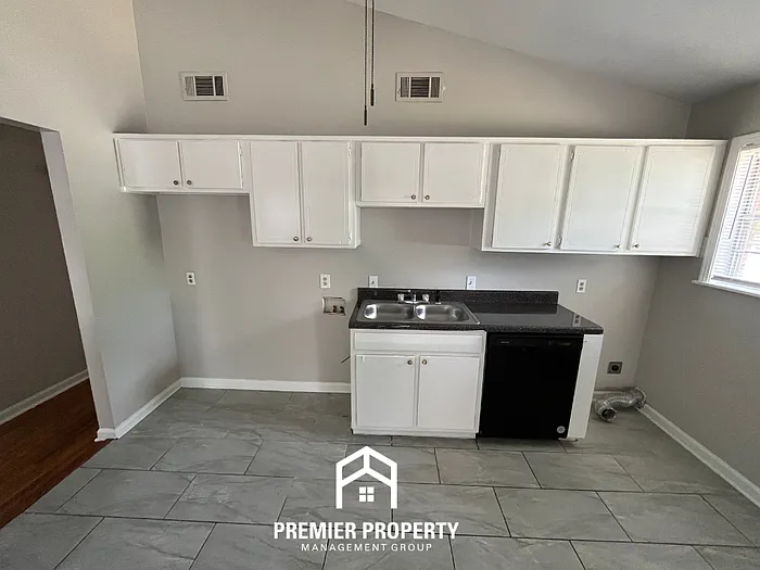 3460 Luzon Dr — Photo 6