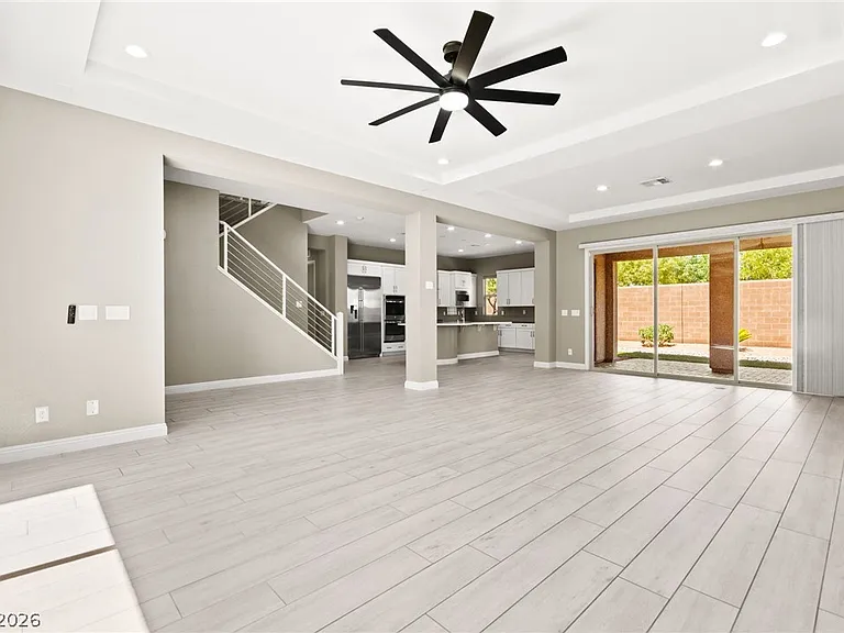 10314 Apache Blue Ave — Photo 8