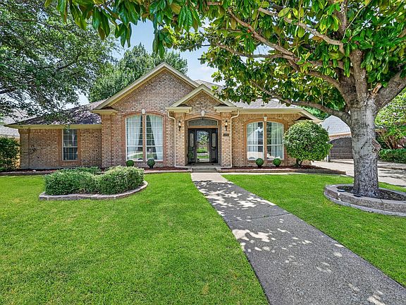 2nd image of 5426 Emerald Park Blvd