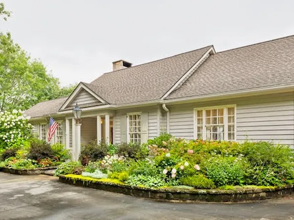 289 Lower Brushy Face Road, Highlands, NC 28741