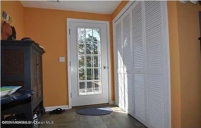 429 Euclid Ave — Photo 5