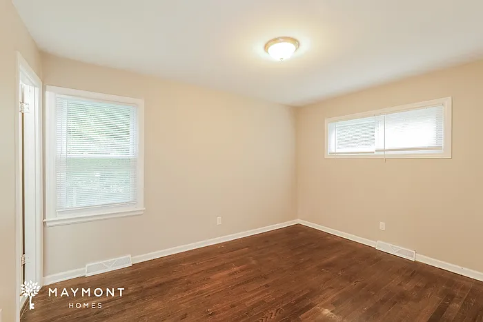 13144 Ashland Ave — Photo 11