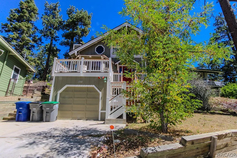 3 bed, 2.0 bath, 1234 sqft, $2,150 — Photo 1