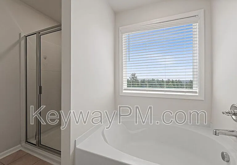 4136 Thimbleberry Dr — Photo 16