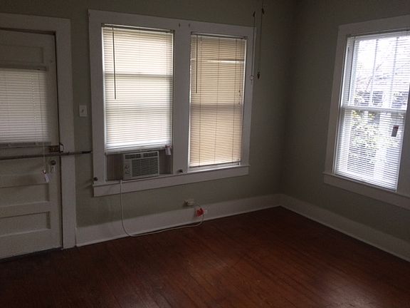 2nd image of 822 W Rosewood Ave APT 2