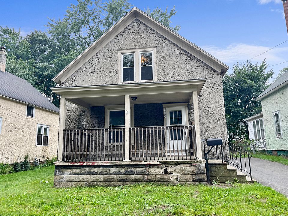 1st image of 305 W Telegraph St