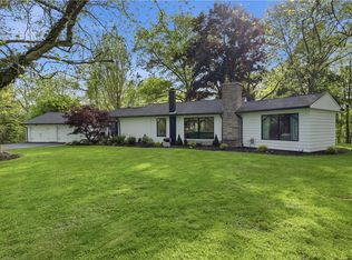 364 Fisher Rd, Pittsford, NY 14534