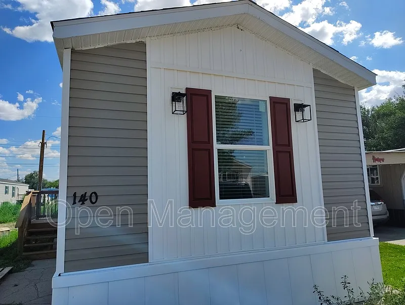 140 Lee Ann Ln