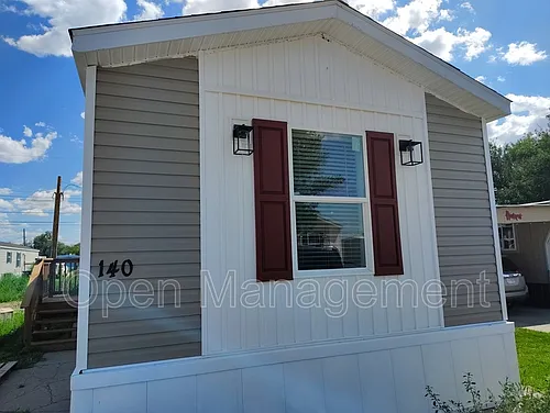 120 Terry Blvd Photo 1