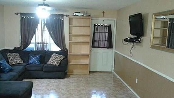 2nd image of 2802 Quail Creek Ln E