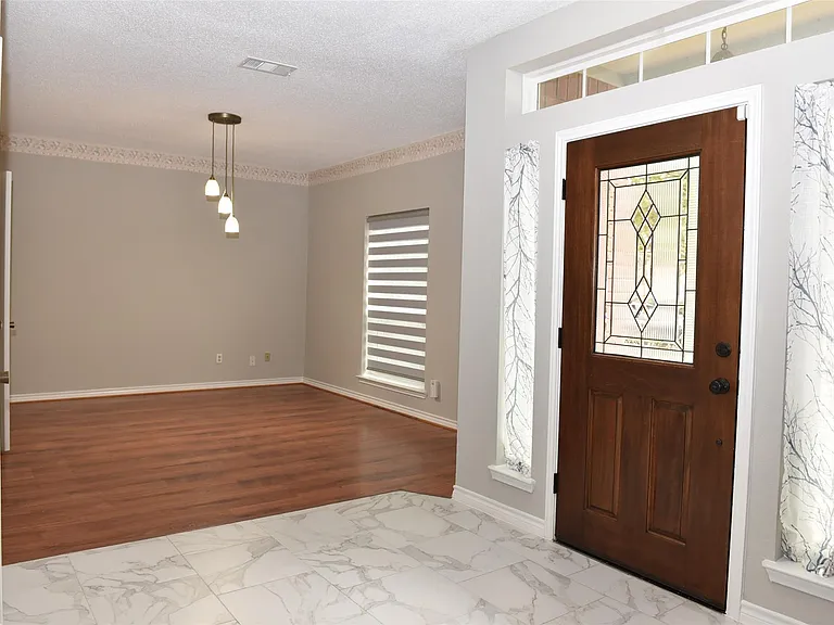 2822 Grants River Cir — Photo 2