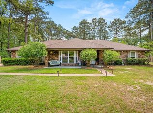 4210 Aspen Ct, Pineville, LA 71360