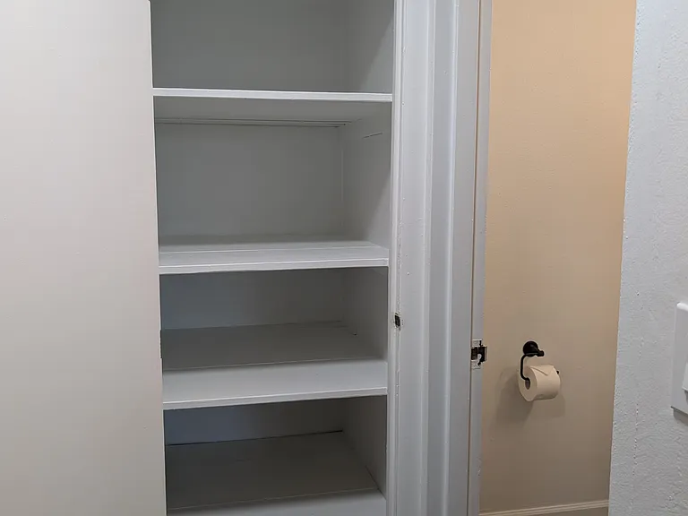 1321 Mathews Ave #2 — Photo 10