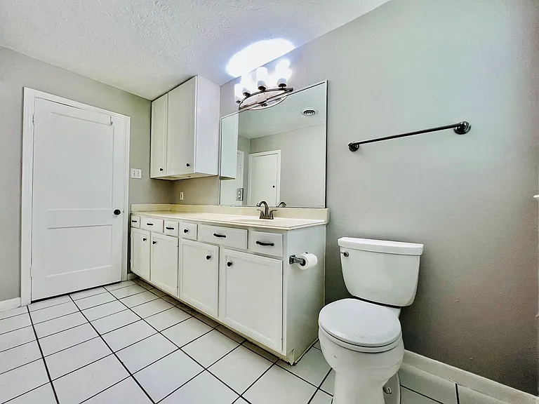 5124 Beech St — Photo 13