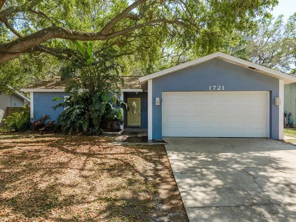 1721 Sutton Pl, Dunedin, FL 34698