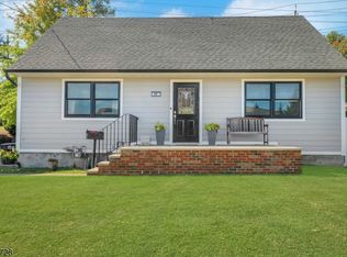 68 Doherty Dr, Clifton, NJ 07013