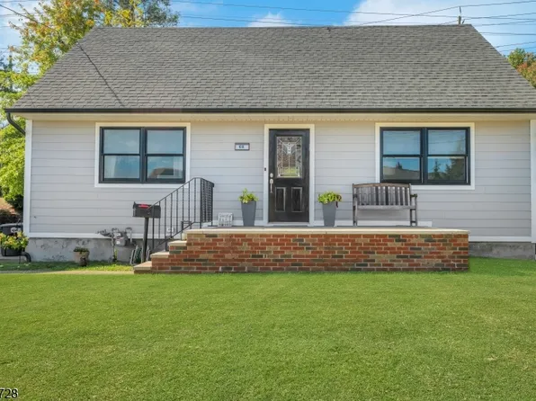 68 Doherty Dr, Clifton City, NJ 07013