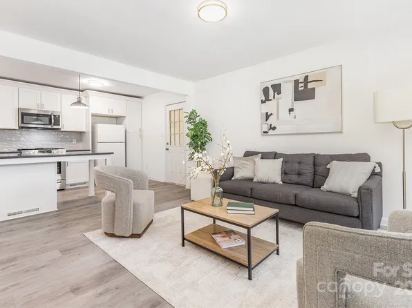 2334 Woodleaf Dr, Gastonia, NC 28052