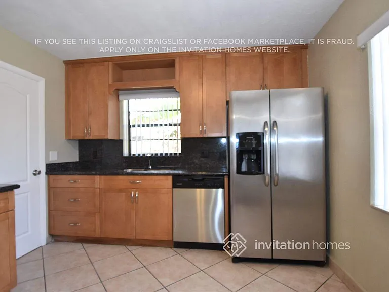 4511 SW 102nd Pl — Photo 5