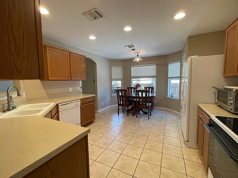 8519 Chickasaw Blf #BR2 — Photo 12