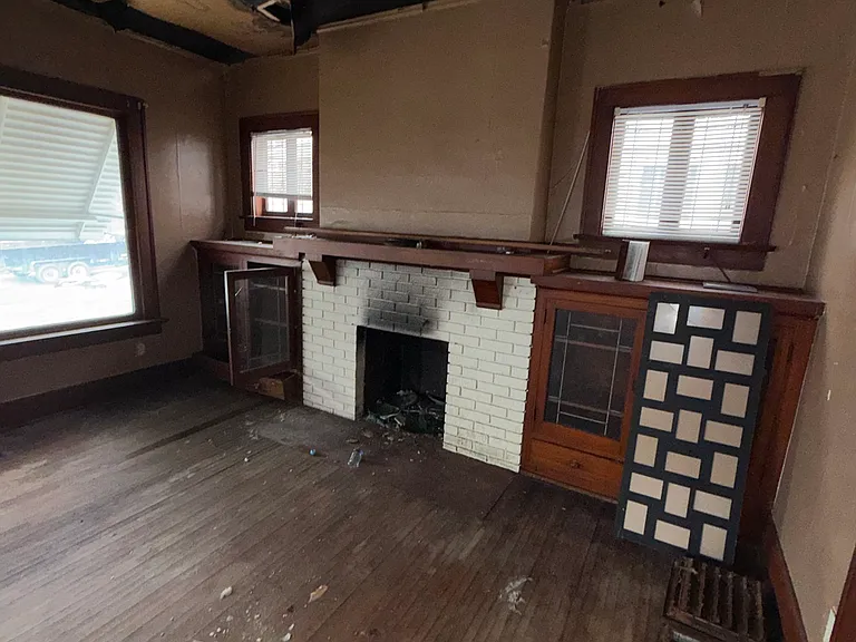 1334 N Edward St — Photo 6