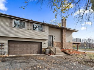 4110 Sylvia Ln S, Shoreview, MN 55126
